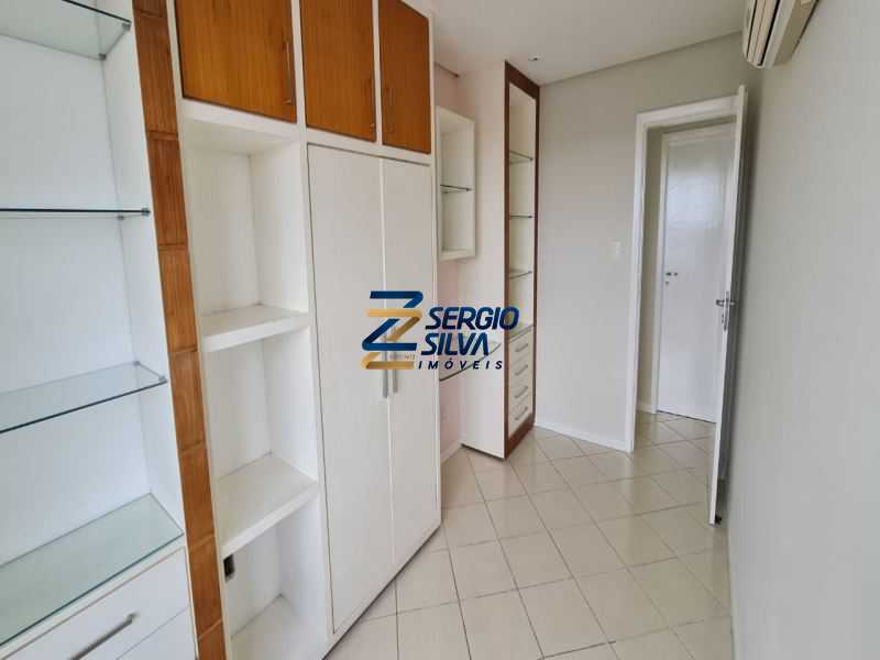 Apartamento à venda com 3 quartos, 118m² - Foto 9