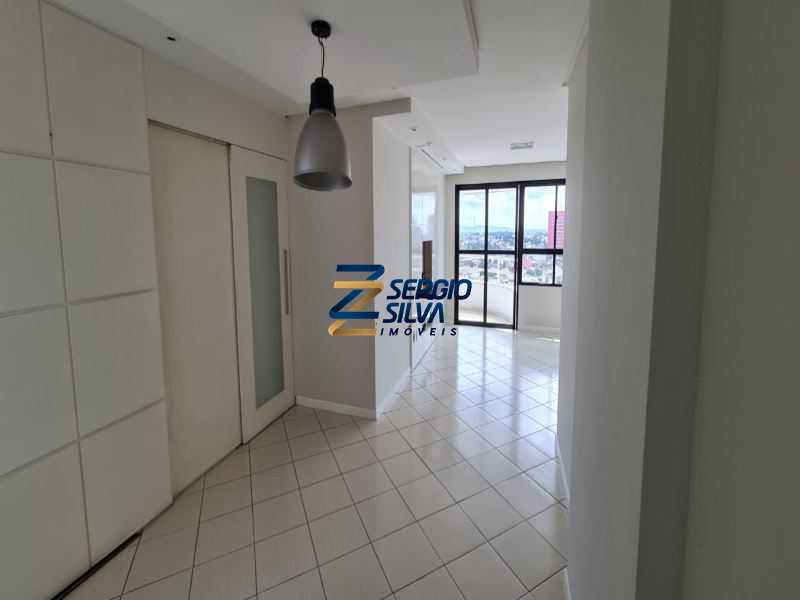 Apartamento à venda com 3 quartos, 118m² - Foto 2