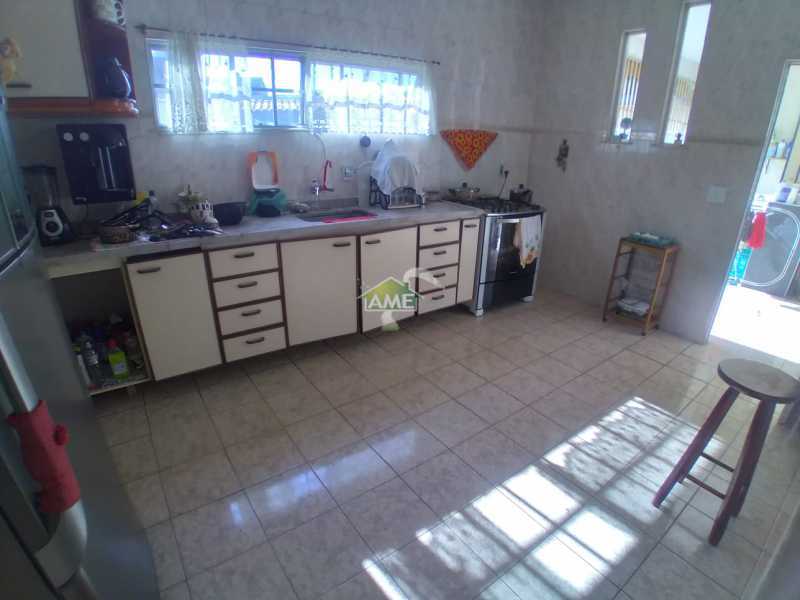 Casa à venda com 2 quartos, 210m² - Foto 10