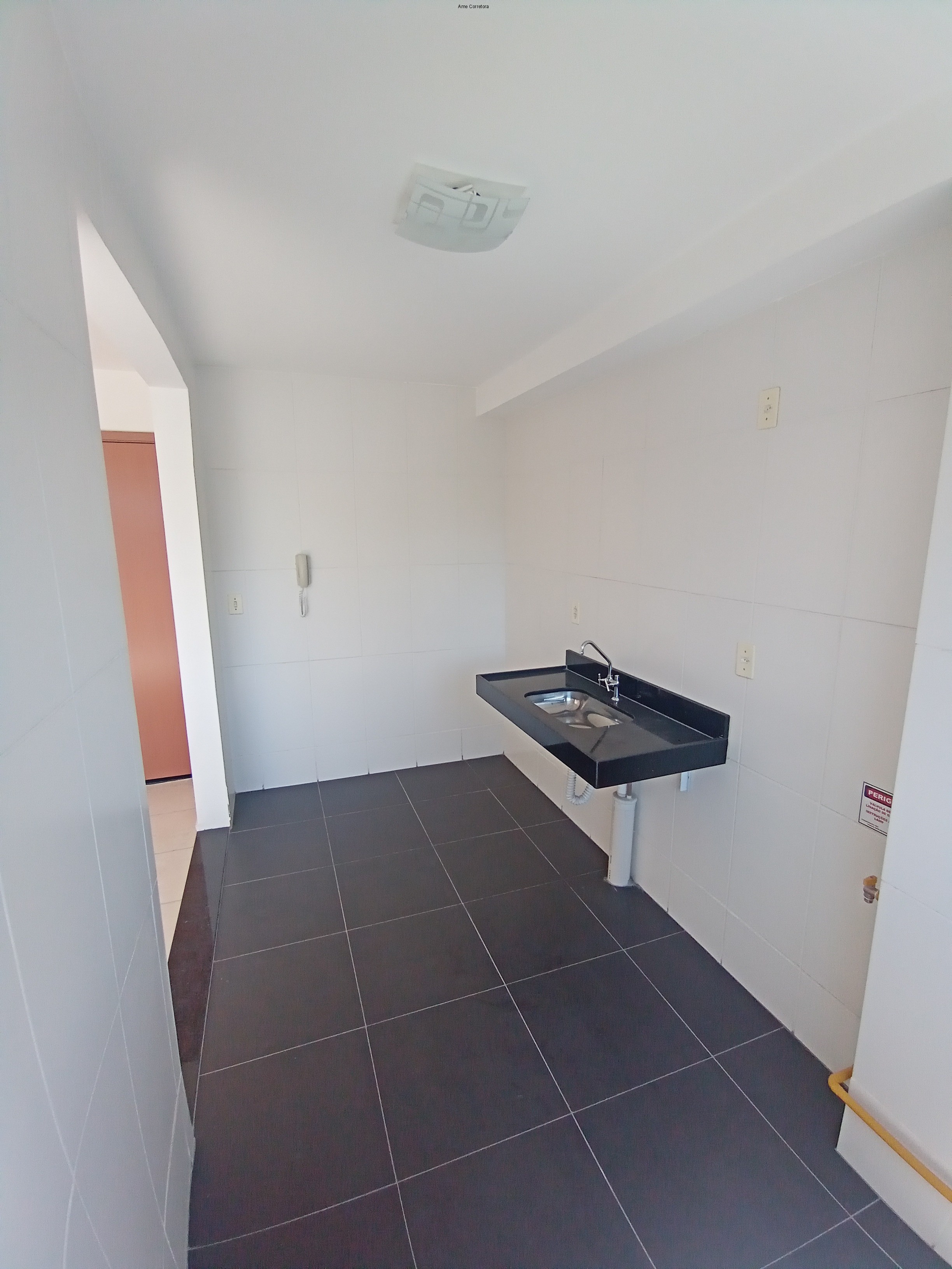 Apartamento para alugar com 2 quartos, 51m² - Foto 12