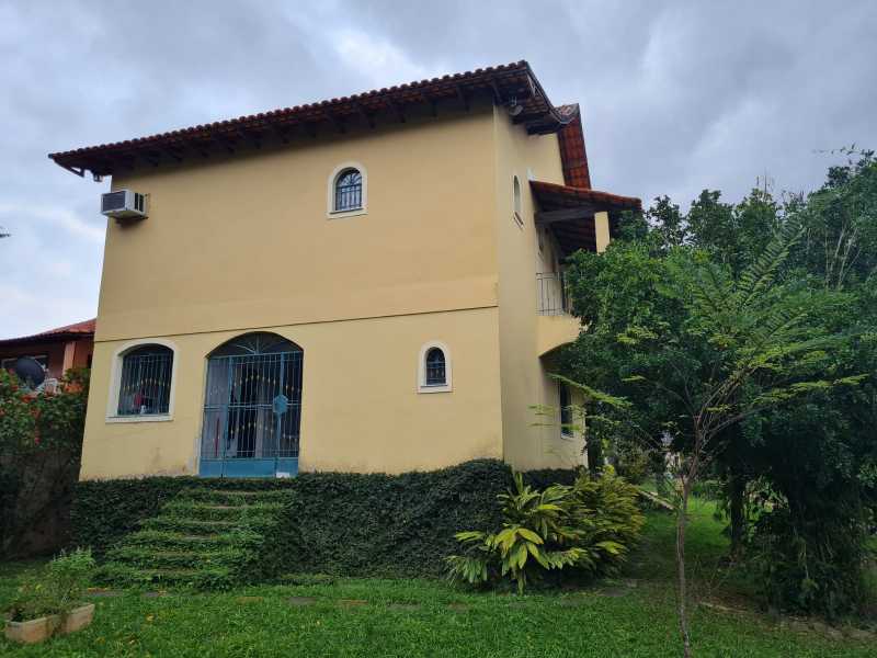 Casa à venda com 4 quartos, 230m² - Foto 7