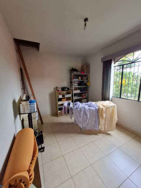 Casa à venda com 4 quartos, 230m² - Foto 10