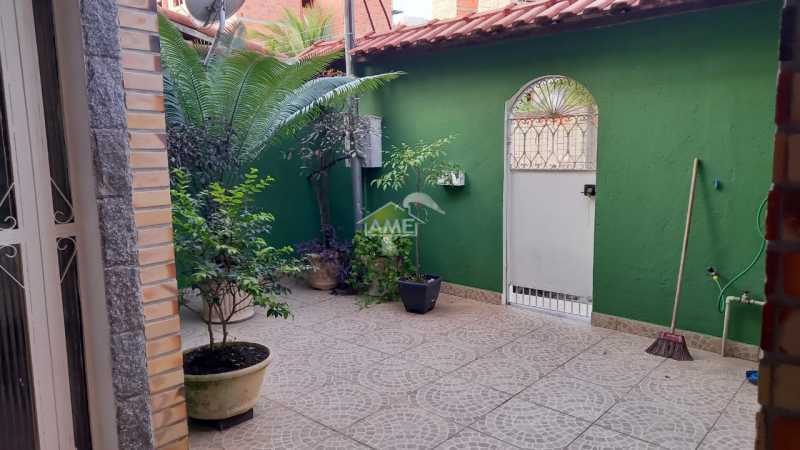 Casa de Condomínio à venda com 3 quartos, 140m² - Foto 27