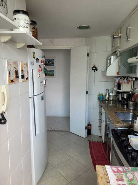 Apartamento à venda com 3 quartos, 97m² - Foto 15