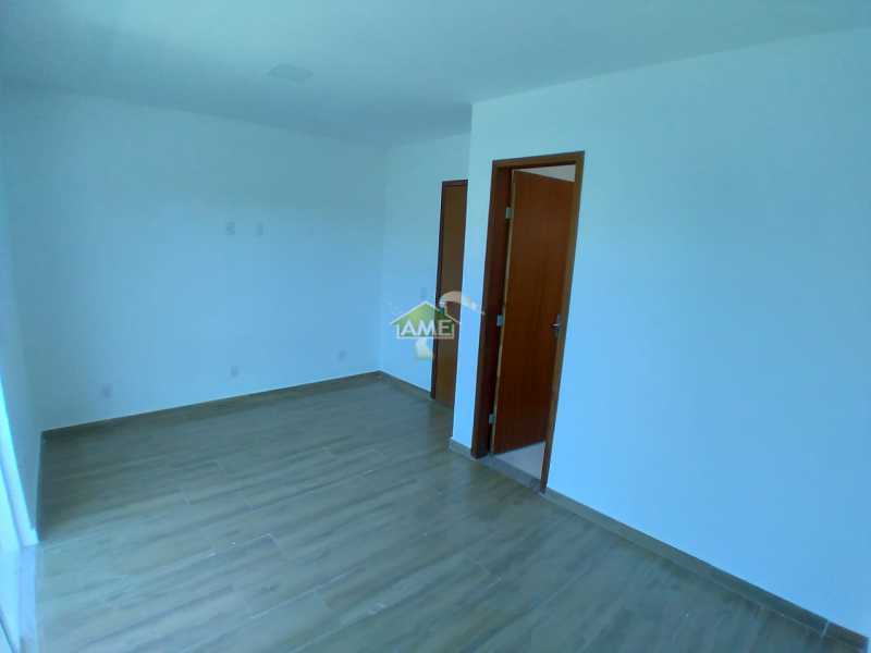 Casa à venda com 3 quartos, 120m² - Foto 11