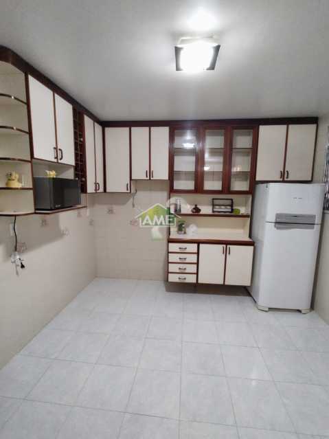 Casa à venda com 5 quartos, 300m² - Foto 10