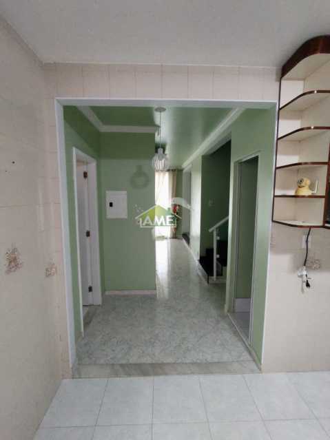 Casa à venda com 5 quartos, 300m² - Foto 13