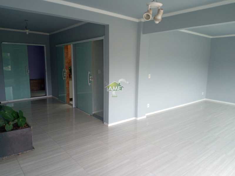 Casa à venda com 2 quartos, 140m² - Foto 16