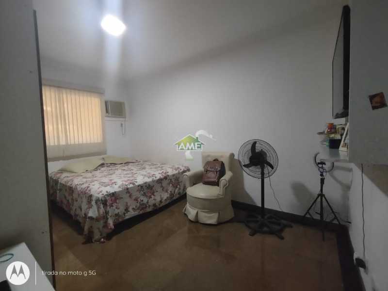 Casa de Condomínio à venda com 2 quartos, 220m² - Foto 12