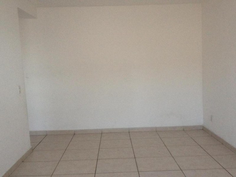 Apartamento para alugar com 2 quartos, 47m² - Foto 4