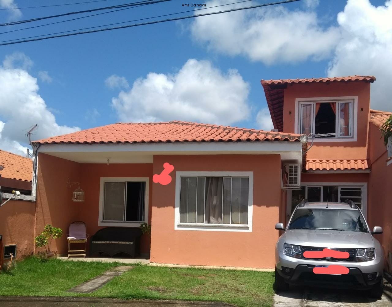 Casa à venda com 3 quartos, 100m² - Foto 1