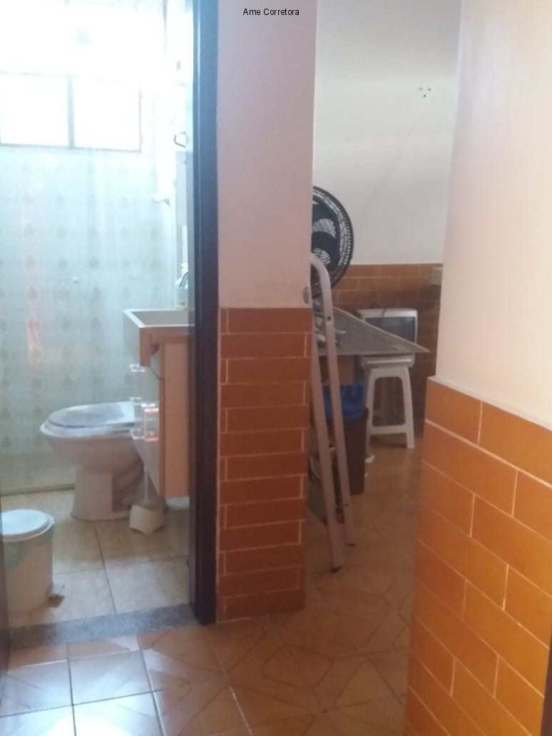 Casa à venda com 3 quartos, 98m² - Foto 8