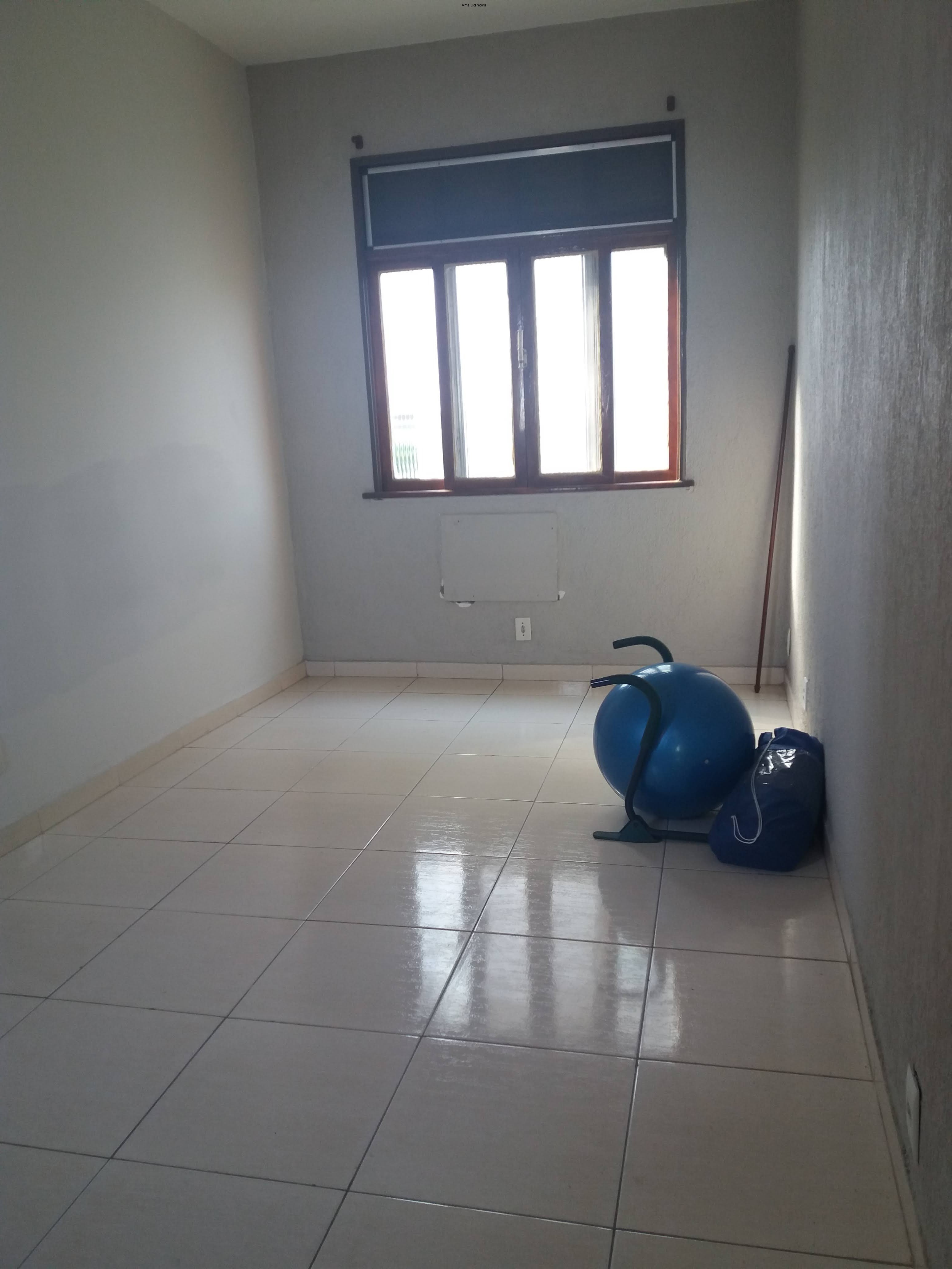 Casa à venda com 3 quartos, 80m² - Foto 22