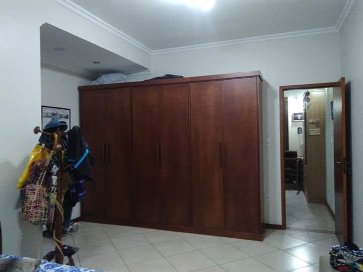 Casa à venda com 2 quartos, 130m² - Foto 13