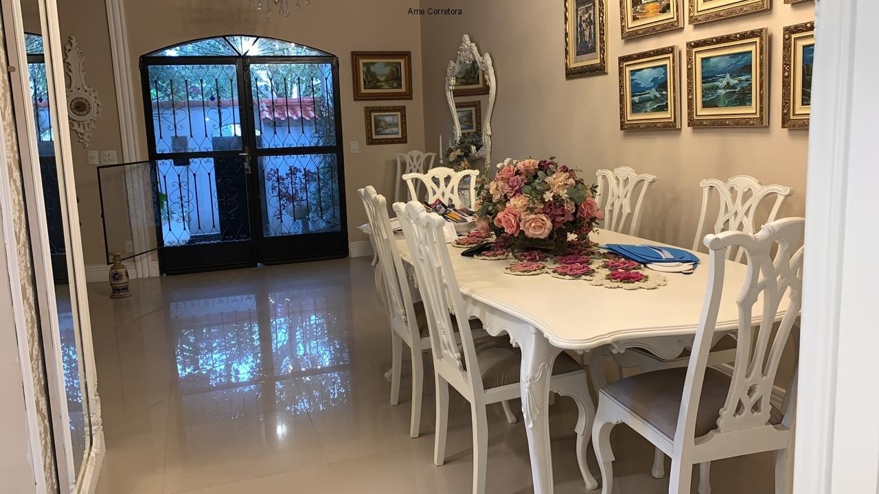 Casa à venda com 4 quartos, 615m² - Foto 6