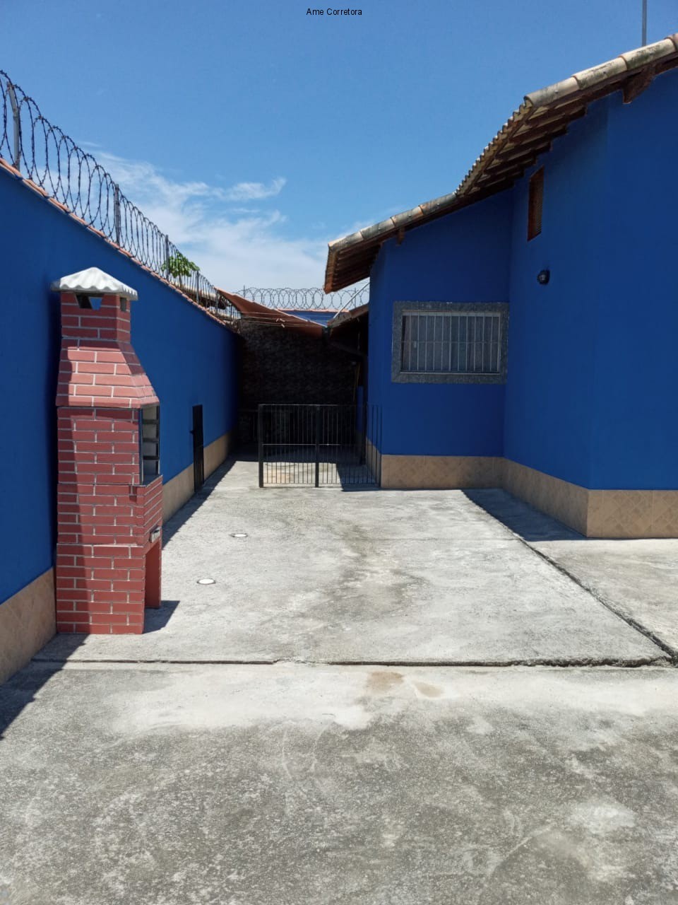 Casa à venda com 2 quartos, 70m² - Foto 4