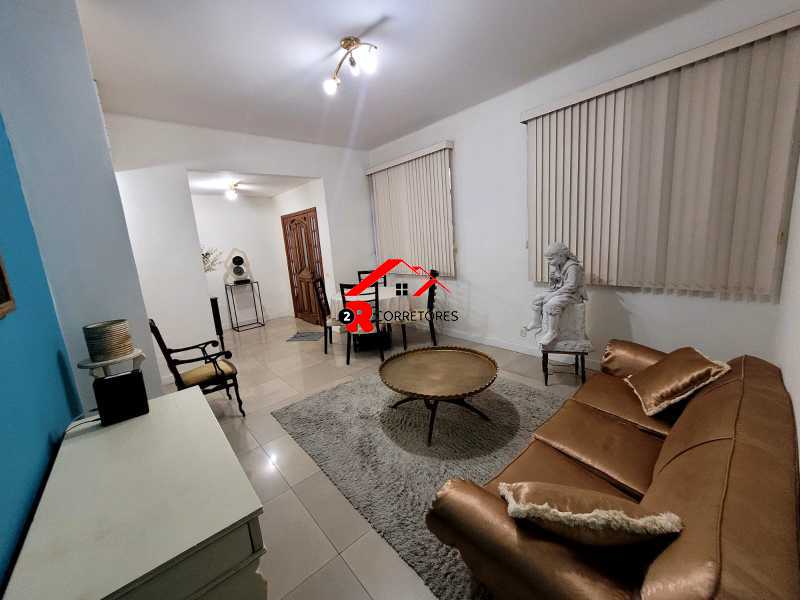 Apartamento à venda com 4 quartos, 140m² - Foto 1