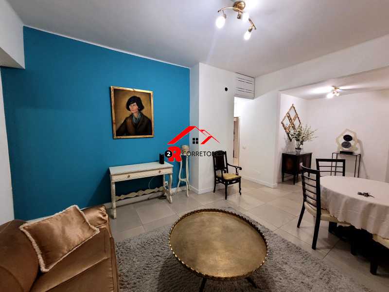 Apartamento à venda com 4 quartos, 140m² - Foto 2