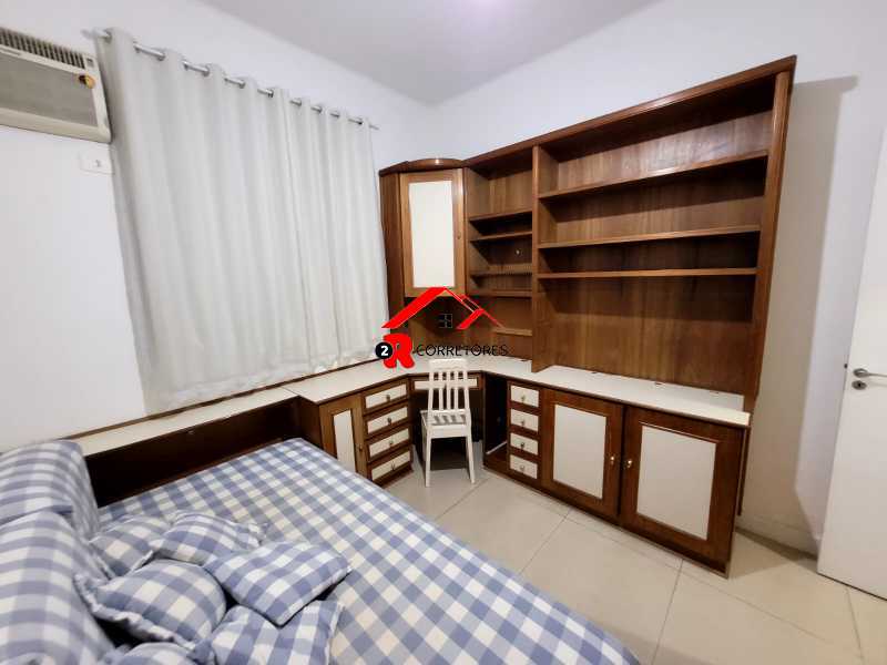 Apartamento à venda com 4 quartos, 140m² - Foto 18