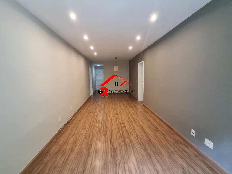 Apartamento à venda com 2 quartos, 93m² - Foto 3