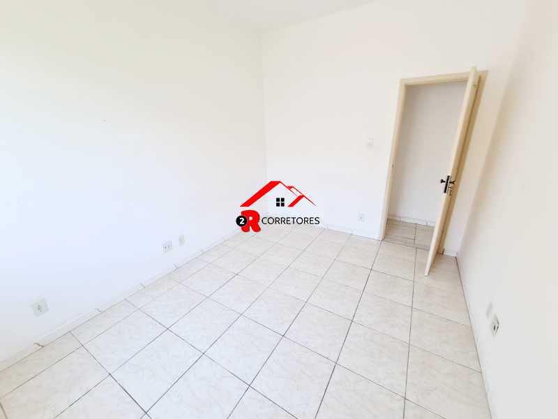 Apartamento à venda com 2 quartos, 71m² - Foto 4