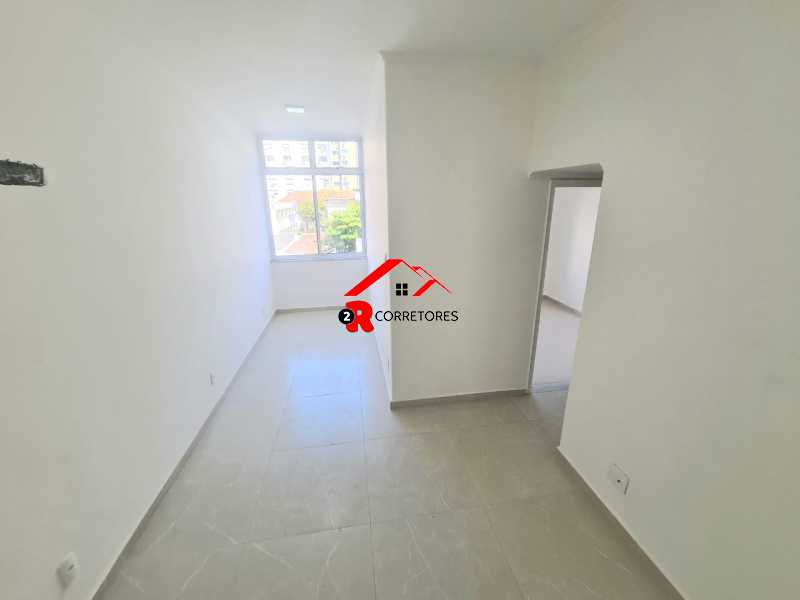 Apartamento à venda com 1 quarto, 50m² - Foto 8