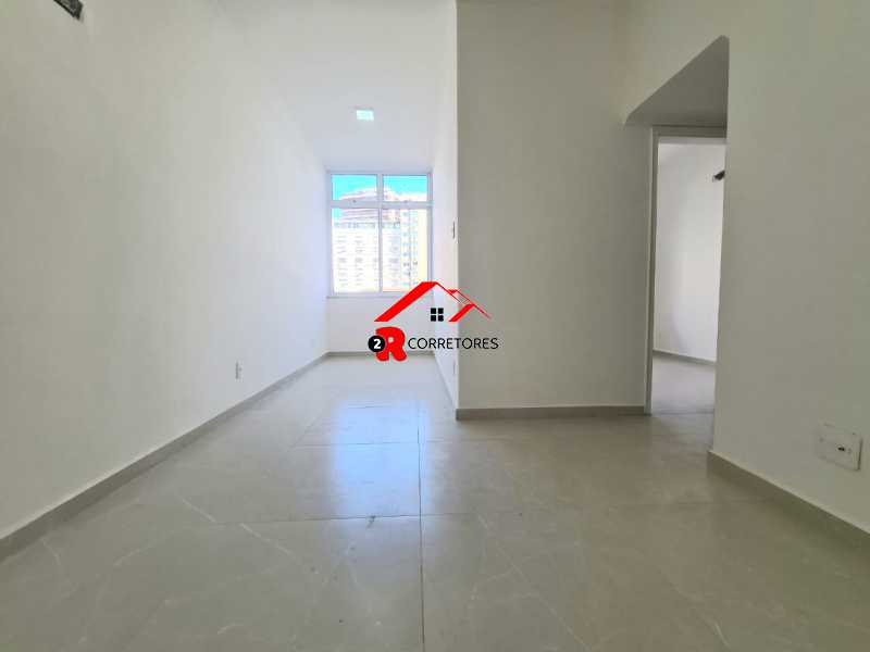 Apartamento à venda com 1 quarto, 50m² - Foto 11