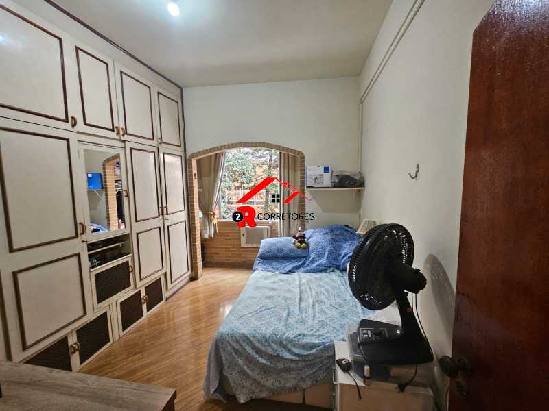 Apartamento à venda com 2 quartos, 56m² - Foto 18