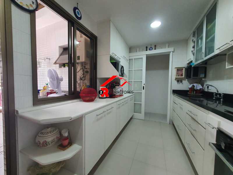 Cobertura à venda com 4 quartos, 259m² - Foto 13