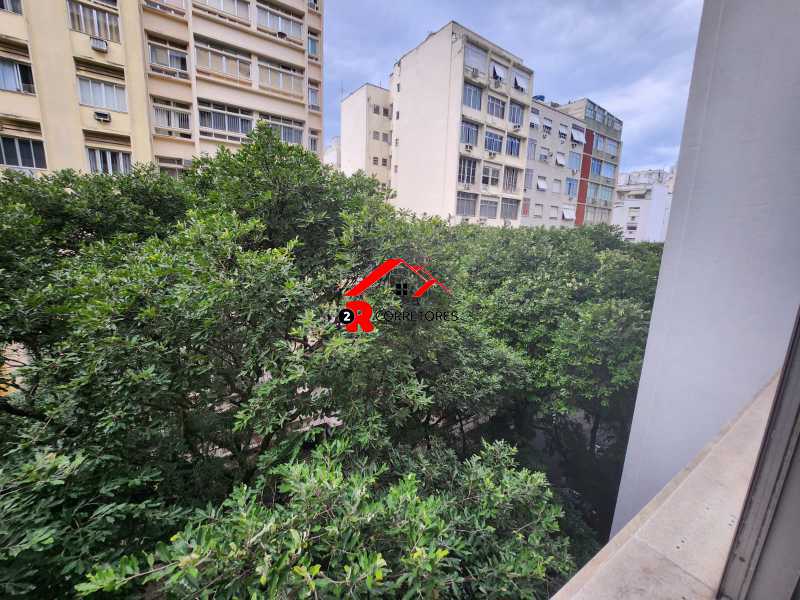 Apartamento à venda com 3 quartos, 128m² - Foto 6