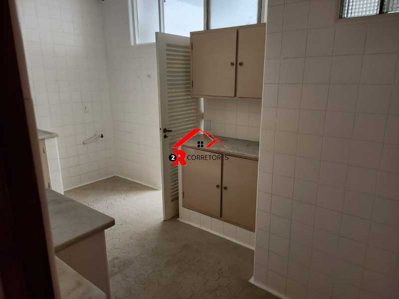 Apartamento à venda com 3 quartos, 128m² - Foto 18