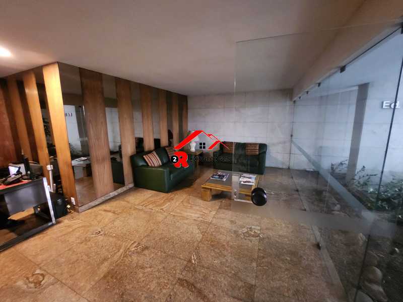 Apartamento à venda com 3 quartos, 128m² - Foto 11