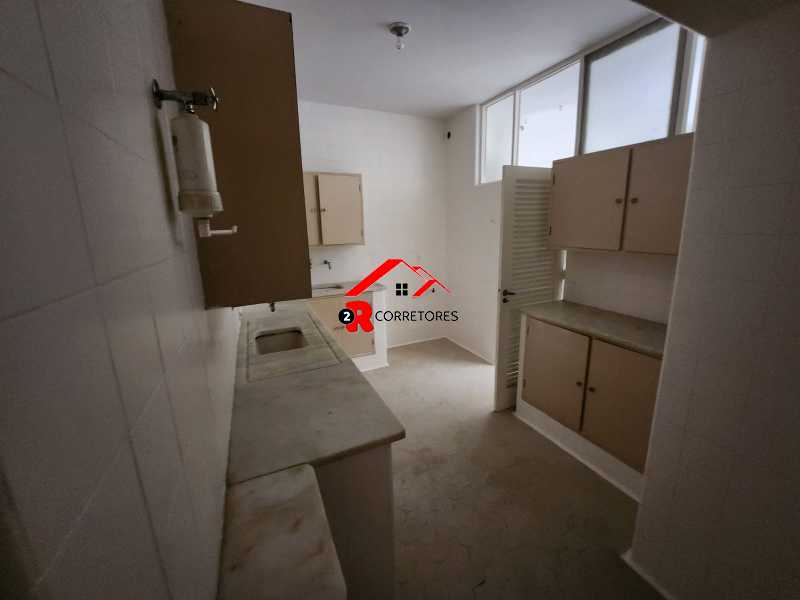 Apartamento à venda com 3 quartos, 128m² - Foto 20