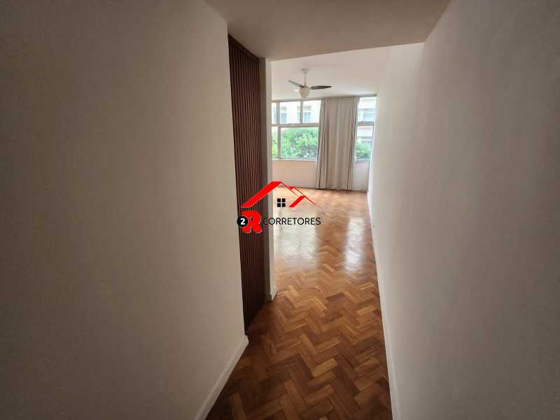 Apartamento à venda com 3 quartos, 128m² - Foto 25