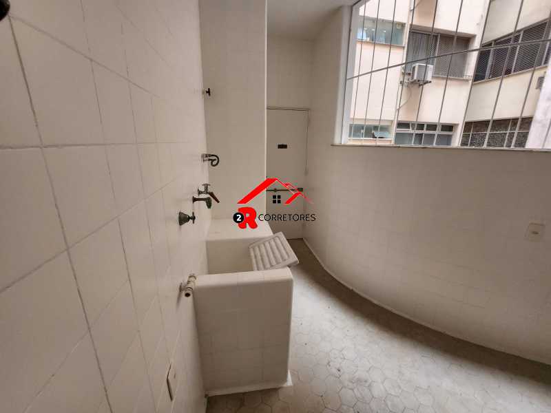 Apartamento à venda com 3 quartos, 128m² - Foto 30