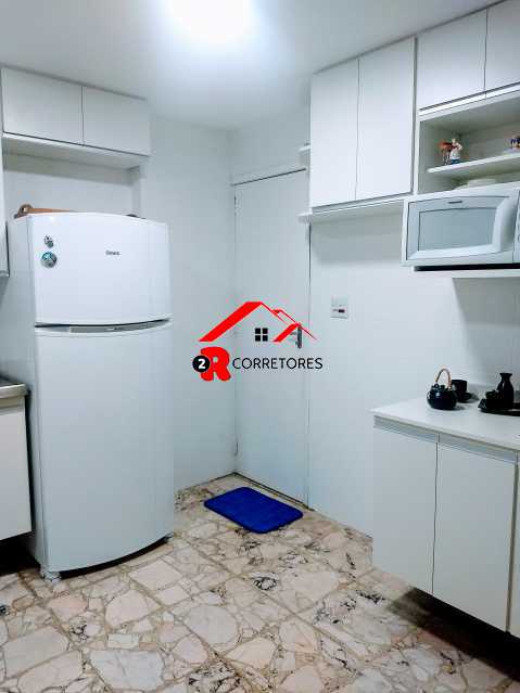 Apartamento à venda com 3 quartos, 160m² - Foto 13