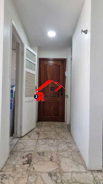 Apartamento à venda com 3 quartos, 160m² - Foto 25