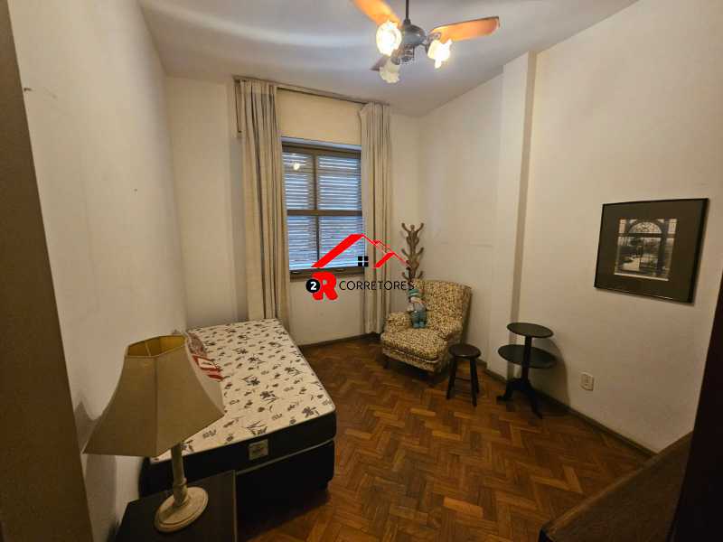 Apartamento à venda com 3 quartos, 156m² - Foto 17