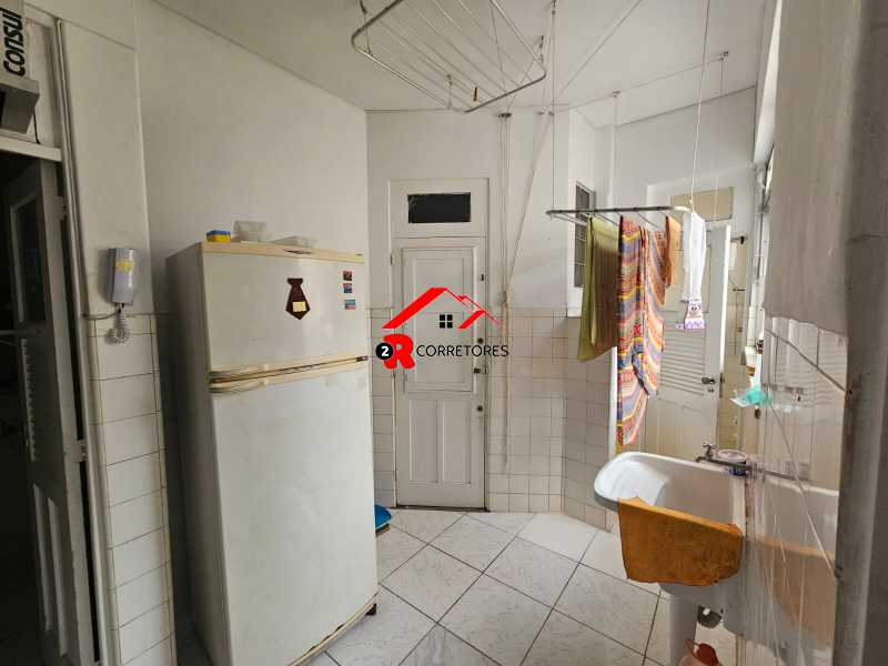 Apartamento à venda com 3 quartos, 156m² - Foto 28