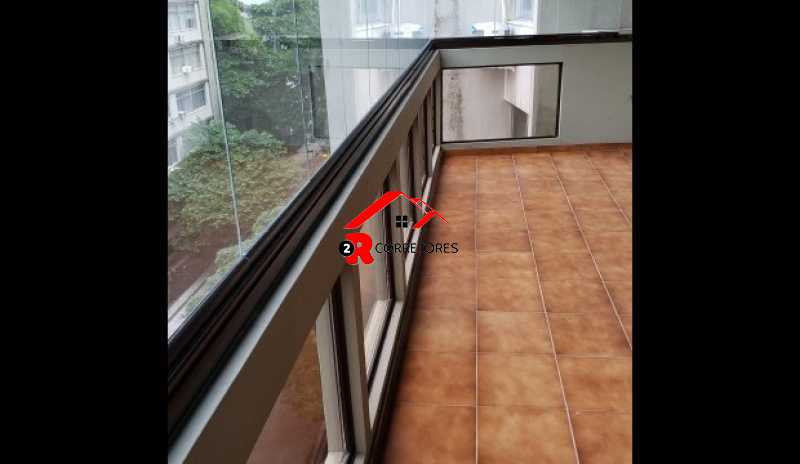 Apartamento à venda com 3 quartos, 104m² - Foto 1