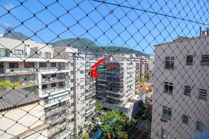 Apartamento à venda com 3 quartos, 136m² - Foto 8