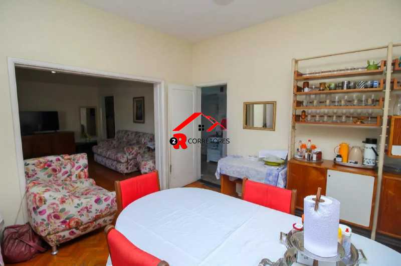 Apartamento à venda com 3 quartos, 136m² - Foto 17