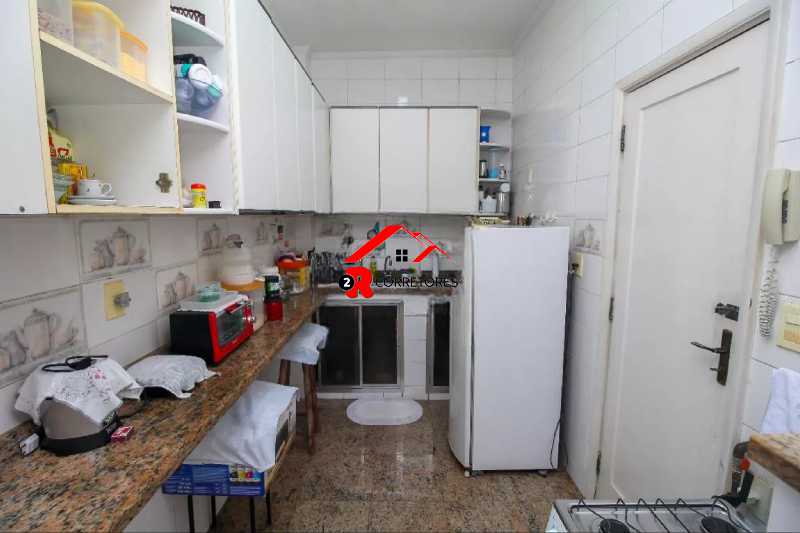 Apartamento à venda com 3 quartos, 136m² - Foto 28