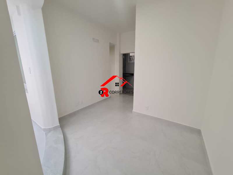 Apartamento à venda com 1 quarto, 40m² - Foto 4