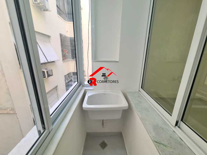 Apartamento à venda com 1 quarto, 40m² - Foto 21