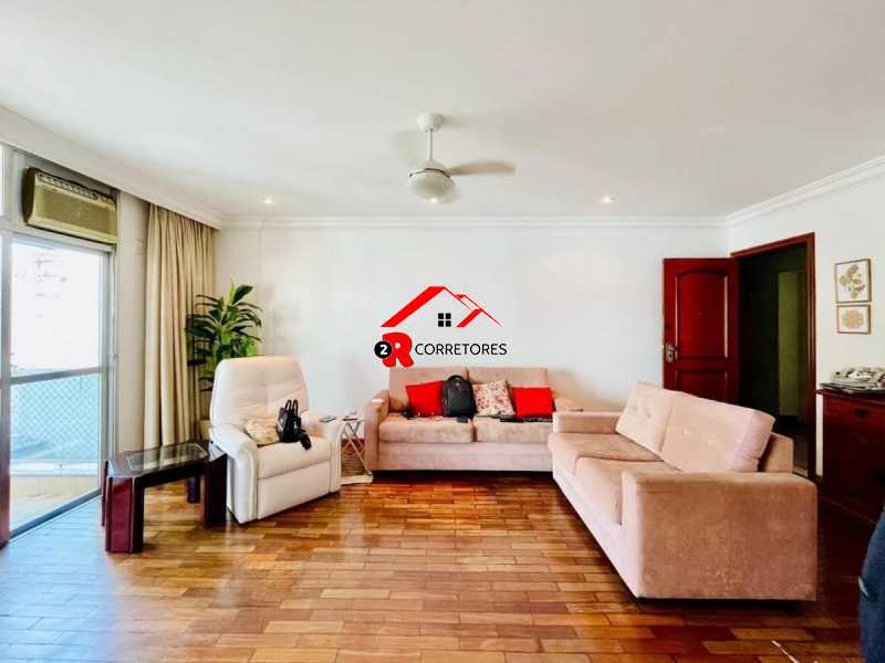 Apartamento à venda com 2 quartos, 128m² - Foto 3