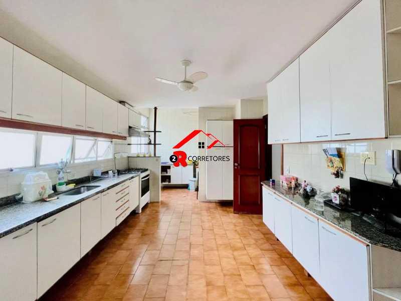 Apartamento à venda com 2 quartos, 128m² - Foto 18