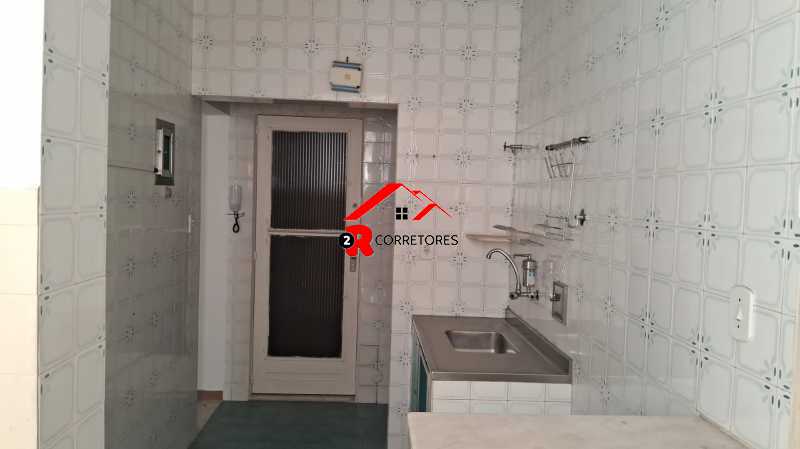 Apartamento à venda com 2 quartos, 40m² - Foto 22