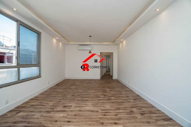 Apartamento à venda com 4 quartos, 130m² - Foto 1