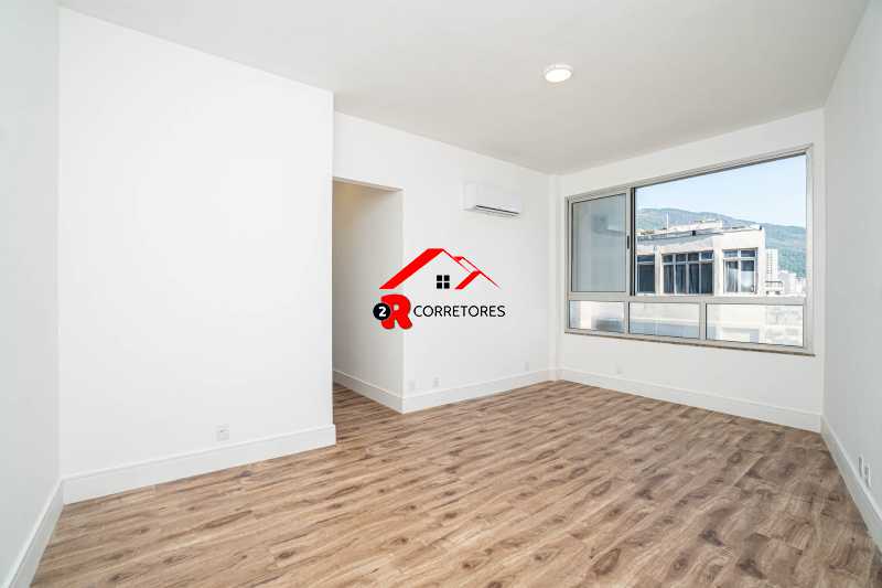 Apartamento à venda com 4 quartos, 130m² - Foto 11